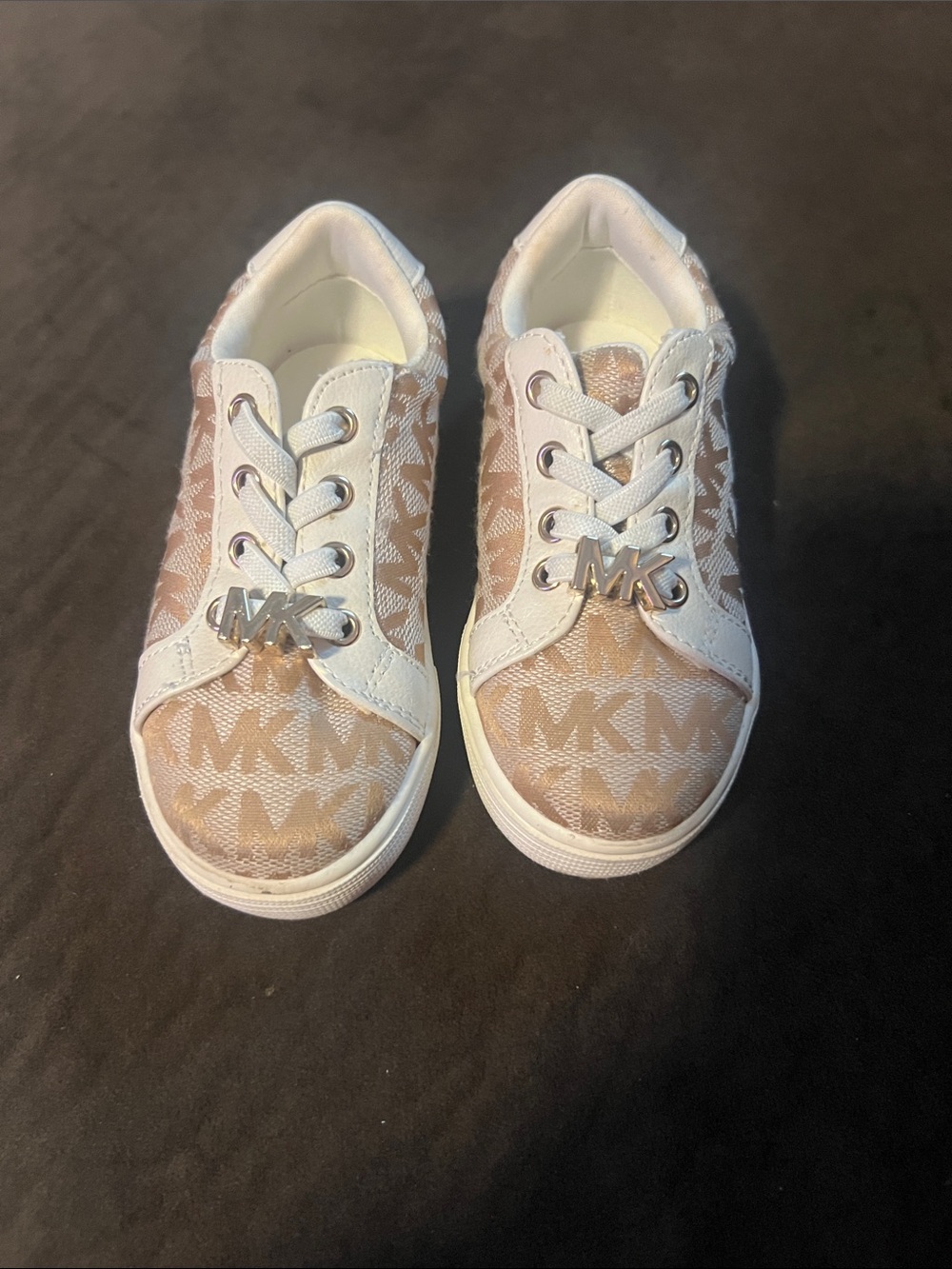 Michael Kors Kids Beige and White MK Logo Lace-Up Sneakers